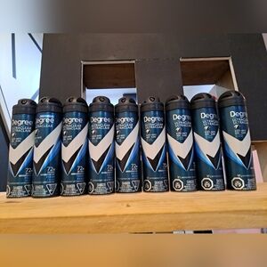 9 Degree Men UltraClear Black+White Antiperspirant; Fresh Scent